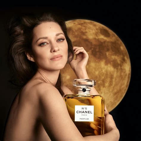 musica del perfume chanel|stores that sell chanel perfume.